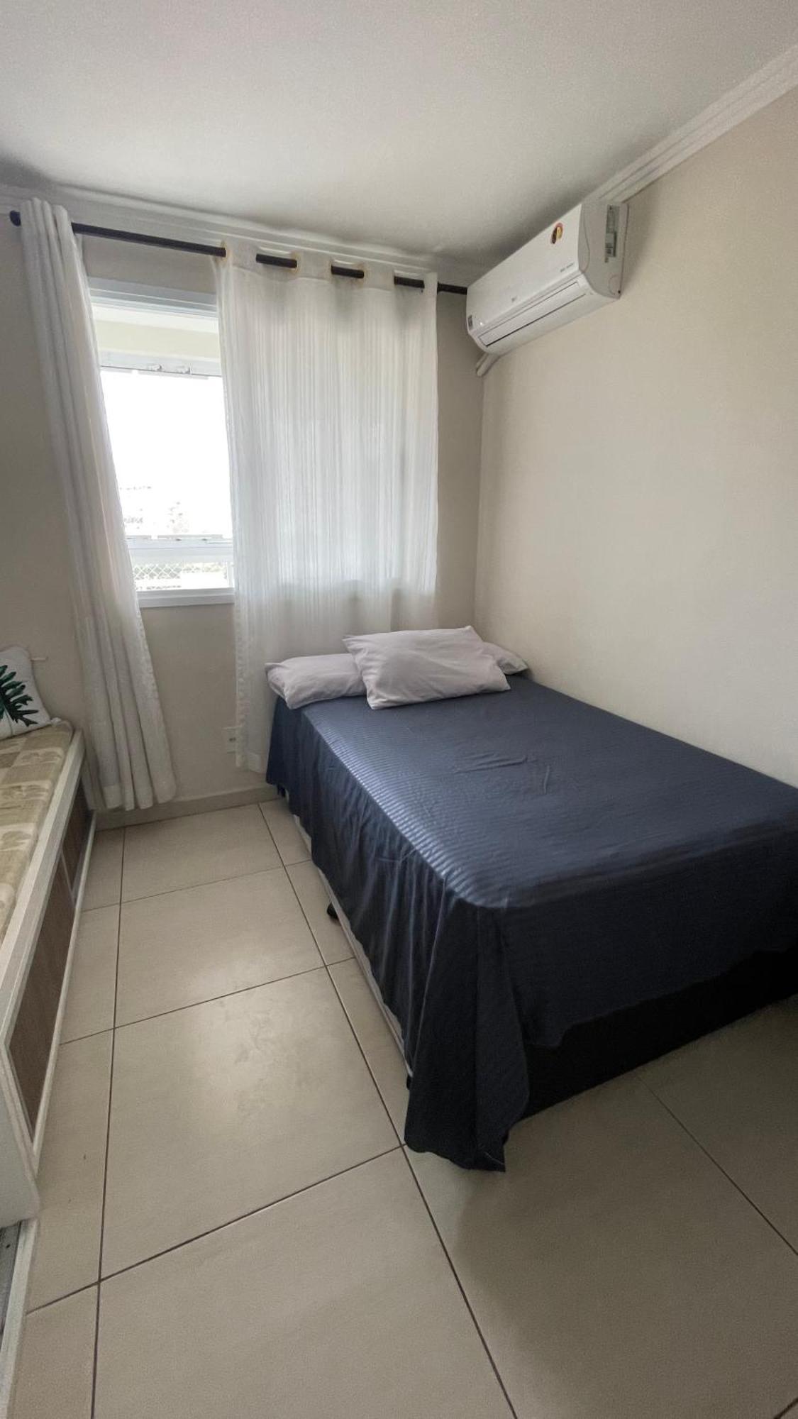 Apartamento Praia Das Asturias Гуаружа Екстер'єр фото