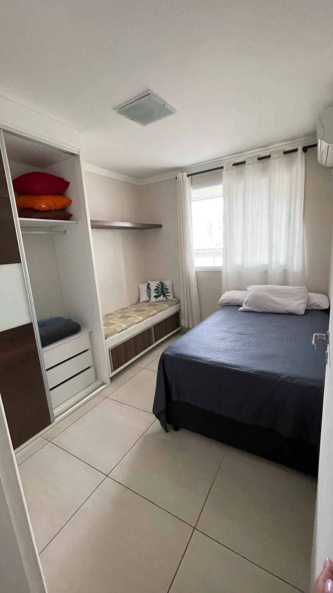 Apartamento Praia Das Asturias Гуаружа Екстер'єр фото